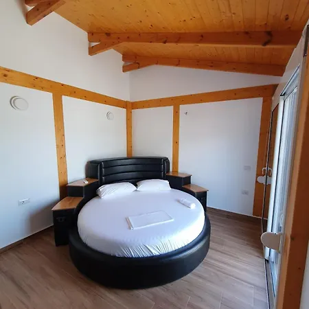 Duplex Penthouse Sarandë