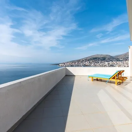 Duplex Penthouse Sarandë