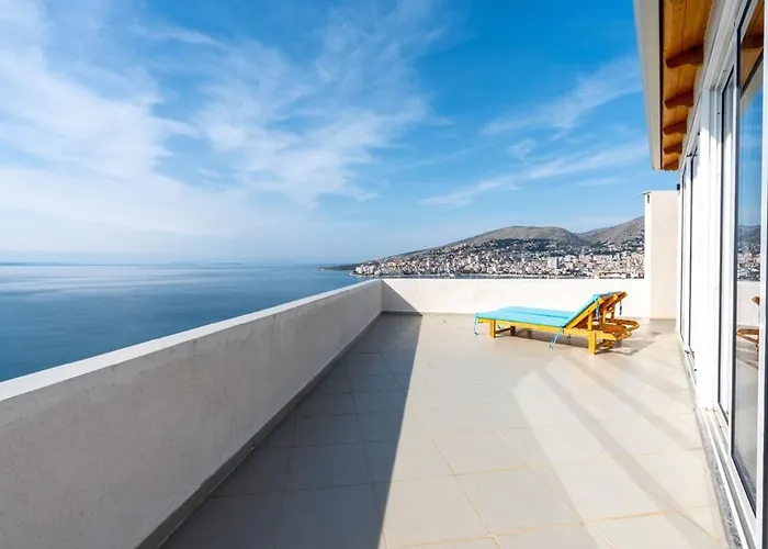Duplex Penthouse Sarandë