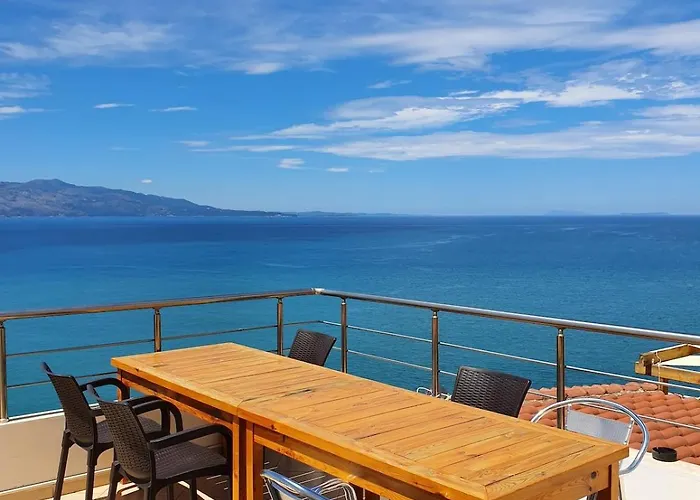 Duplex Penthouse 公寓 Sarandë