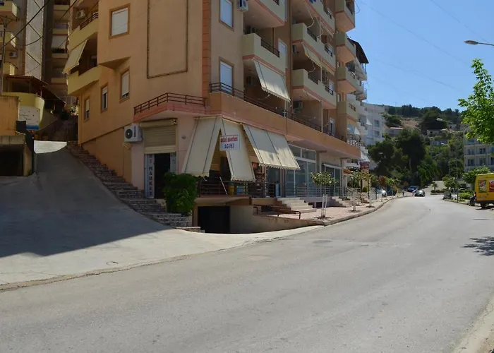 公寓 Duplex Penthouse *